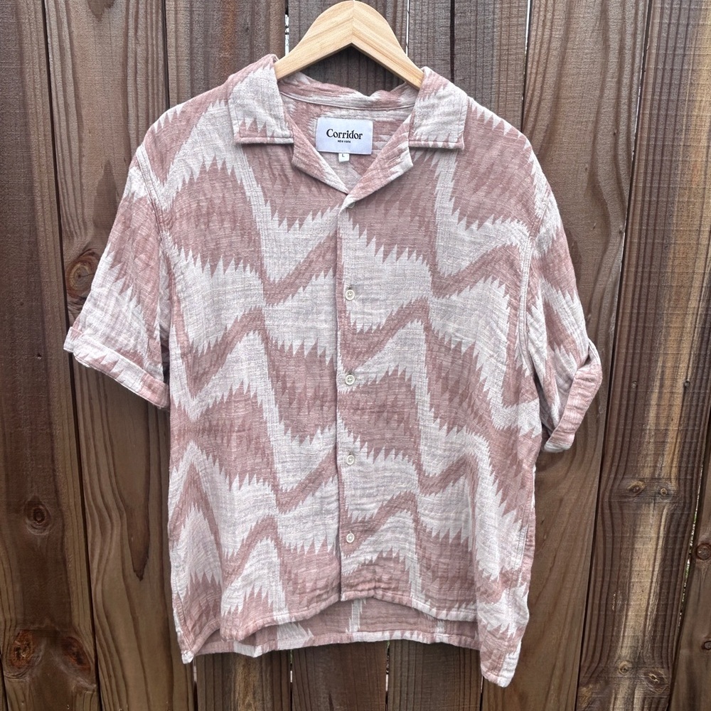 Corridor Short Sleeve Button Down Brown and Cream Shirt Size Large